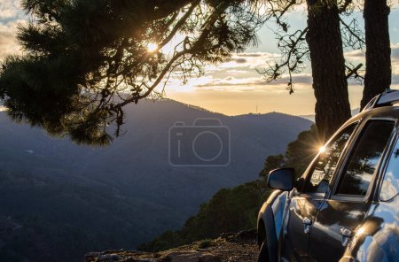 Coucher de soleil sur le parc national de Sierra de las Nievas, Andalousie, Espagne