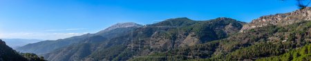 Sendero hacia el pico Lucero, Parque Natural de las Montañas de Tejeda, Almijara y Alhama