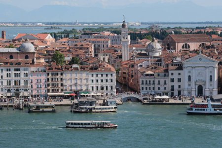 Téléchargez les photos : Venise, Italie - 22 juin 2023 : Vue imprenable sur le Canale di San Marco. - en image libre de droit