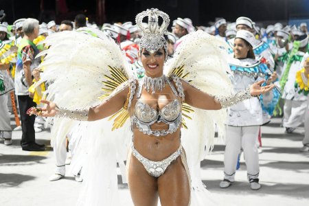 Téléchargez les photos : Rio de Janeiro, Brésil, 19 février 2023. Parade des écoles de samba de la série Gold, pendant le carnaval de Rio de Janeiro. - en image libre de droit