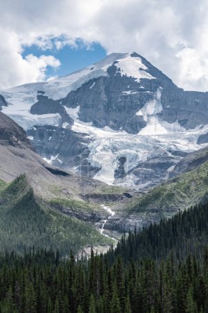 Foto de El glaciar en las montañas canadienses - Imagen libre de derechos