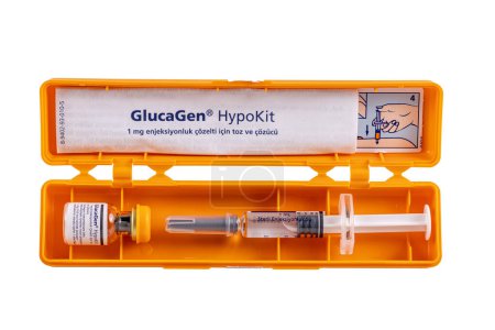 Téléchargez les photos : Istanbul Turquie 27 avril 2024 ; seringue de glucagon utilisée pour l'hypoglycémie chez les diabétiques de type 1. seringue avec glucagon. Coma diabétique, hypoglycémie. - en image libre de droit