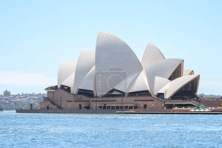 Foto de Sydney, Australia. 21 de febrero de 2023: vistas al teatro de ópera y al puerto de Sídney - Imagen libre de derechos