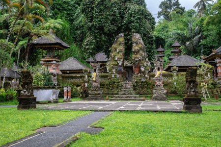 vues du temple gunung kawi sebatu à gianyar regenci, bali