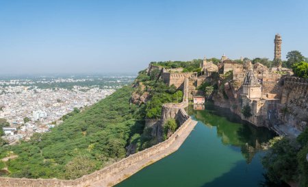 vistas de la fortaleza de chittorgarh, la India