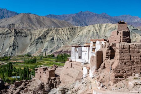 Blick auf das Dorf Lamayuru im Bezirk Leh Ladakh, Indien