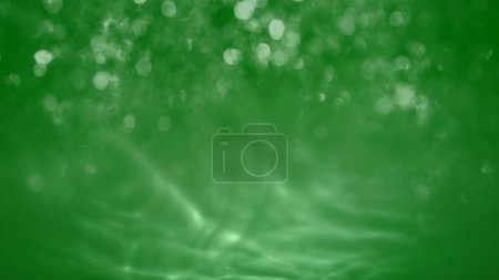 Téléchargez les photos : Résumé vert eau blanche bokeh paillettes fond de l'océan. Concept illustration 3D soins de beauté et produits de nettoyage packshot. Vitrine modèle toile de fond pour l'hydrogène et rafraîchissant cosmétiques de la nature. - en image libre de droit
