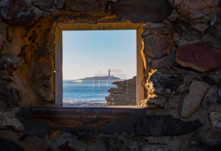 Foto de Cabo de trafalgar visto desde una ventana en Caos de Meca, sur de España - Imagen libre de derechos