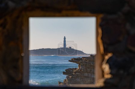Foto de Cabo de trafalgar visto desde una ventana en Caos de Meca, sur de España - Imagen libre de derechos
