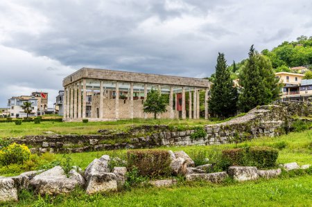 Blick über die antiken Ruinen von Lissu in Lezhe, Albanien im Sommer