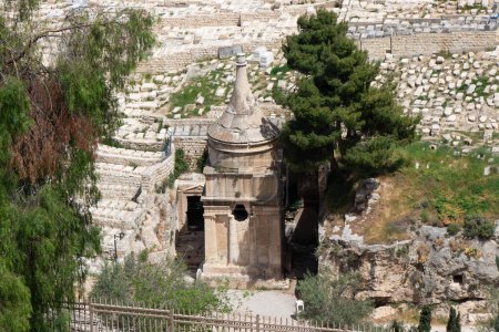 Photo for Yad Avshalom. Tomb of Absalom or Absaloms Pillar in the Kidron Valley in Jerusalem, Palestine territory - Royalty Free Image