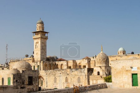 Foto de La vieja ciudad de Jerusalén. Edificios islámicos en el barrio musulmán de la ciudad vieja. - Imagen libre de derechos