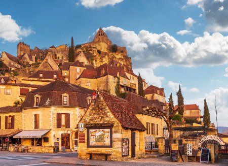 Téléchargez les photos : Beau village de Rocamadour, dans le Lot, Occitanie, France. - en image libre de droit