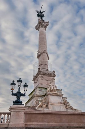 Téléchargez les photos : Colonne des Girondins, monument sur la Place des Quinconces à Bordeaux, Gironde, Nouvelle Aquitaine, France - en image libre de droit