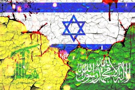 Téléchargez les photos : Drapeaux israéliens, hezbollah et hamas. peint sur mur de béton fissuré. - en image libre de droit
