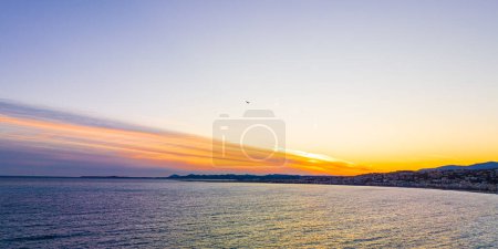 Téléchargez les photos : Coucher de soleil sur Nice, Nice, capitale des Alpes-Maritimes sur la Côte d'Azur - en image libre de droit