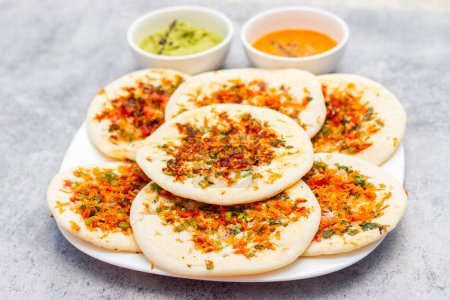 famous south Indian food Uthappam with chutney.