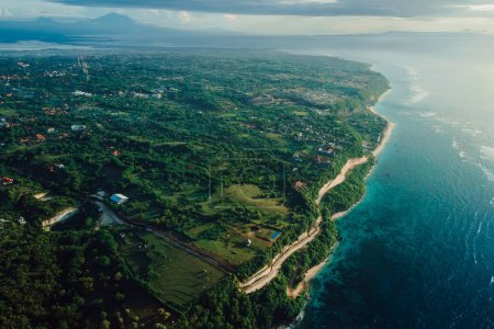 Foto de Panorama of Bali coastline with volcano, turquoise ocean and beaches. Aerial view - Imagen libre de derechos
