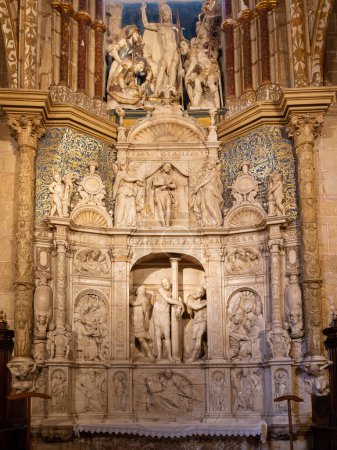 Photo for Avila, Spain, 07.10.21. Alabaster altarpiece with the scenes from the Passion of Christ and Flagellation by Villoldo and Frias, Chapel of San Barnabas, Sacristy of the Cathedral of Avila, Spain. - Royalty Free Image
