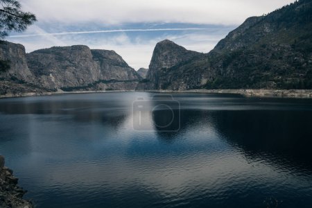 Hetch Hetchy Reservoir im Yosemite National Park. Hochwertiges Foto