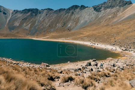 Vue à l'intérieur du parc national du volcan Nevado de Toluca avec des lacs à l'intérieur du cratère. paysage près de Mexico. Photo de haute qualité