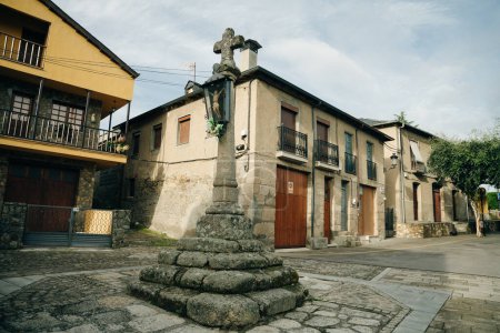 Molinaseca ist ein Dorf und eine Gemeinde in der Region El Bierzo, León, Spanien - Mai 2023. Hochwertiges Foto