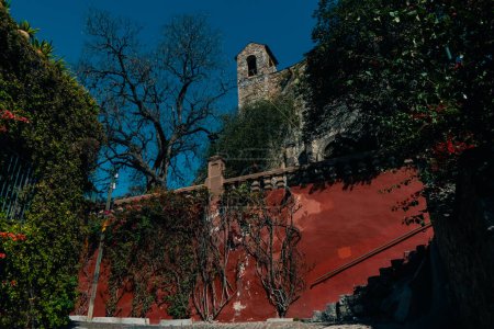 Beautiful streets and colorful facades of San Miguel de Allende in Guanajuato, Mexico - may 2023. High quality photo