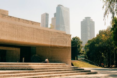 Foto de Ciudad de México, CDMX, México mayo 2023 Fachada del Museo Rufino Tamayo en el Parque Chapultepec. Foto de alta calidad - Imagen libre de derechos