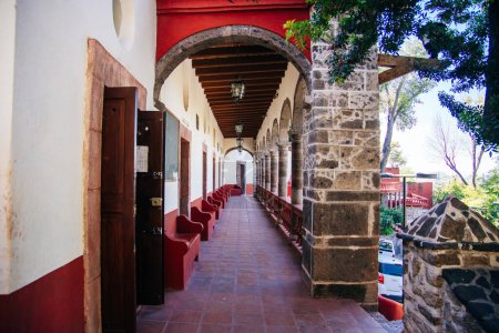 Foto de Pequeña calle en san miguel de allende, México - sep 2022. Foto de alta calidad - Imagen libre de derechos