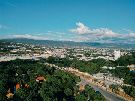 Drohnenaufnahmen aus der Luft von Tuxtla Gutierrez, Chiapas, Mexiko. Hochwertiges Foto