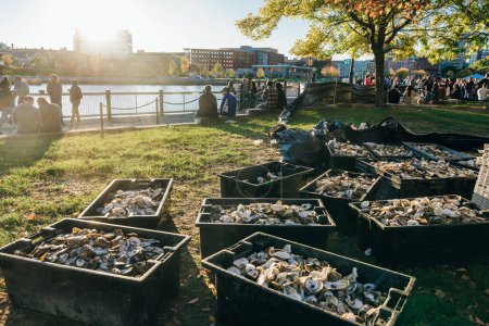 Téléchargez les photos : Rhode Island Seafood Festival à Providence, Etats-Unis - 2 septembre 2023. Photo de haute qualité - en image libre de droit