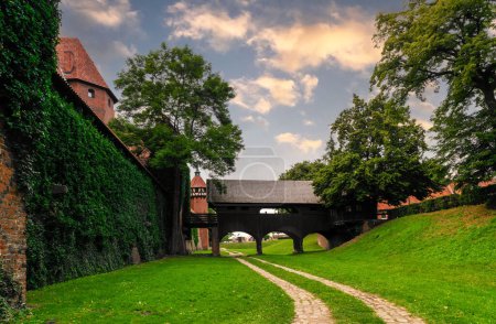 Malbork, Pologne - 02 mars 2024 : Capitale médiévale des Chevaliers Teutoniques, château en brique gothique Malbork en Pologne. Attraction touristique populaire et site du patrimoine mondial de l'UNESCO
