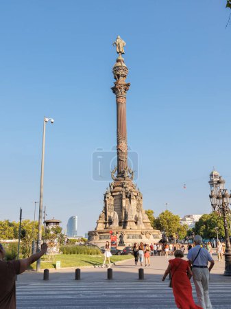 Téléchargez les photos : Monument Colom Place Portal de la Pau à Barcelone, Espagne. - en image libre de droit