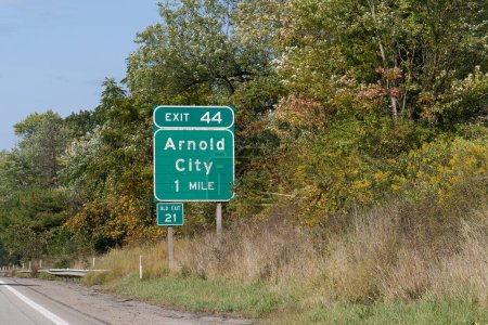 salida 44 (antigua salida 21) de la I-70 hacia Arnold City Pennsylvania