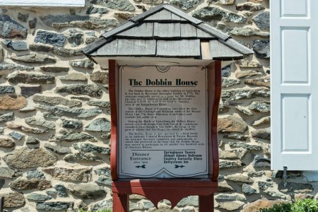 Téléchargez les photos : Gettysburg, PA - 23 avril 2024 : On pense que la Dobbin House est la première station du chemin de fer clandestin au nord de la ligne Mason-Dixon. C'est maintenant un restaurant et une taverne. - en image libre de droit