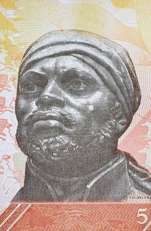 Téléchargez les photos : Portrait de Pedro Camejo Negro Primero sur le Venezuela Bolivar billet en monnaie (focus sur le centre) - en image libre de droit