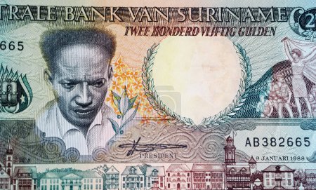 Foto de Antiguo Surinam ex colonia holandesa 250 Billete de moneda Guilder reemplazado 2004 por dólar (enfoque en el centro) - Imagen libre de derechos