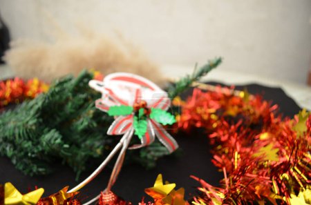 Téléchargez les photos : Beau et lumineux modèle de Noël traditionnel, décoration - en image libre de droit