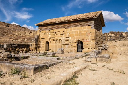 Foto de Términos romanos, sitio arqueológico de Los Banales, antigua ciudad romana, Sadaba, Cinco Villas, Aragón, España - Imagen libre de derechos