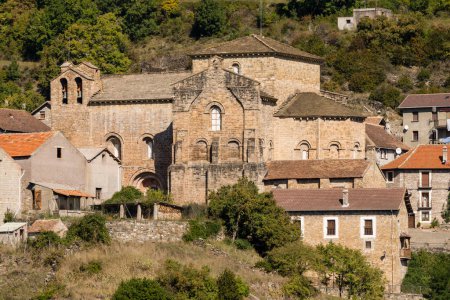 Foto de Siresa, valle de Hecho, pirineo aragones, Huesca, España - Imagen libre de derechos