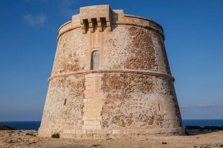 Foto de Torre de sa Punta Prima, Formentera, Islas Pitiusas, Comunidad Baleares, España - Imagen libre de derechos