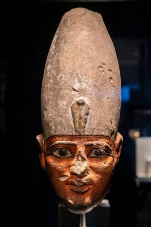 Foto de Jefe del faraón Mentuhotep II, gres, XVIII dinastía, reinado de Mentuhotep II, 2055-2004 aC, Deir el-Bahari, Tebas, Egipto, colección del Museo Británico - Imagen libre de derechos
