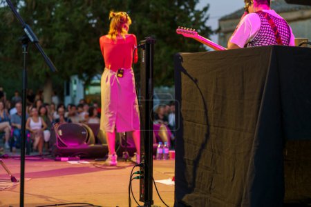 Foto de Ven 'nus en concierto, Festival La lluna en Vers, Sant Joan, Mallorca, Islas Baleares, España - Imagen libre de derechos