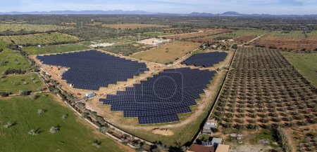 Téléchargez les photos : Parc Fotovoltaic Can Xim de S'Aguila, plaques solaires, Llucmajor, Majorque, Îles Baléares, Espagne - en image libre de droit