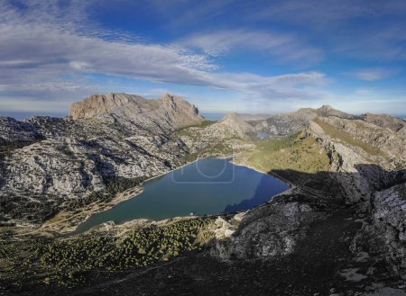 Téléchargez les photos : Cuber et Gorg Blau, réservoirs, Puig Major 1445 m. Fornalutx, Majorque, Îles Baléares, Espagne - en image libre de droit