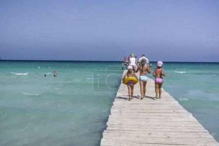 Foto de Playa de Muro, municipio de Muro, Bahía de Alcudia, islas baleares, España - Imagen libre de derechos