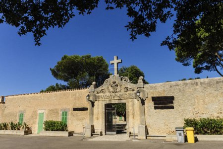 Téléchargez les photos : Sanctuaire de Nostra Senyora de Cura, situé dans le Puig de Cura, Pla de Mallorca, Majorque, Îles Baléares, Espagne - en image libre de droit