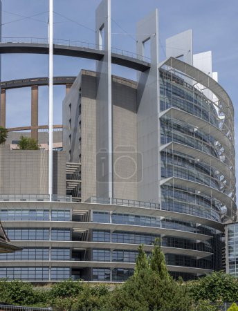 Foto de Estrasburgo, Francia - 06 26 2023: Estrasburgo: Detalle del Palacio del Parlamento Europeo - Imagen libre de derechos