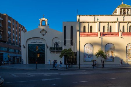 Foto de MALAGA, España - 23 de octubre de 2021: Vista de la hermosa iglesia de Archicofradia del Paso y la Esperanza - Imagen libre de derechos