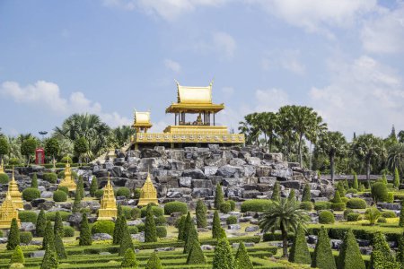 Foto de Hermosa vista del Parque Tropical Nong Nooch, en Pattaya, Tailandia - Imagen libre de derechos